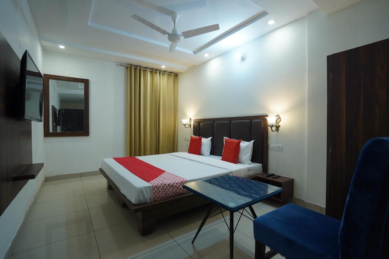 Hotel O Grey Orchid Ludhiana Exterior foto